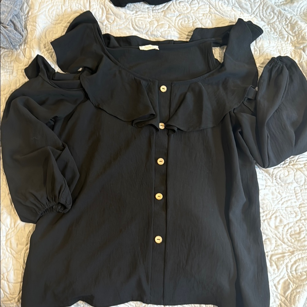 Black Ruffled Button-Up Blouse Cold Shoulder-ODDY-L